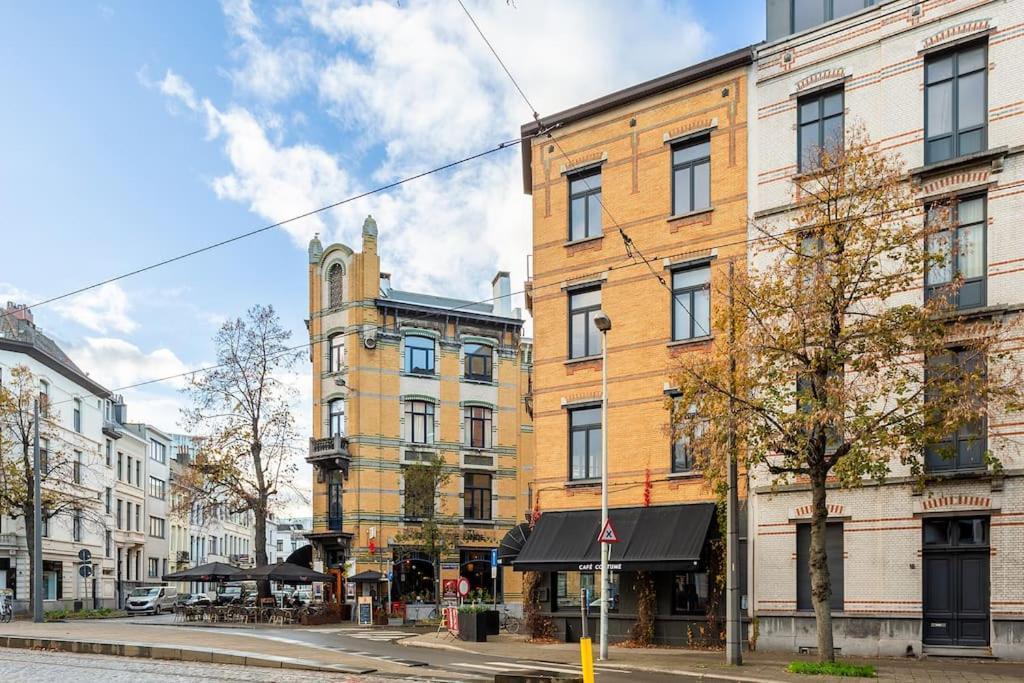 Stijlvol Hoek Apartment Antwerp
